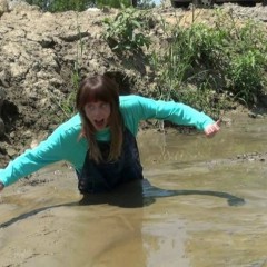 Jayce: Jayce has an overall, awesome time sinking in deep MUD!