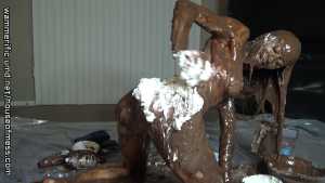 cumming-in-chocolate-total-coverage-in_1