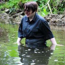 DungeonMasterOne: Evelyne the Cook wears her real leather skirt and boots in the river!