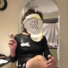 SmokySharon: Personalised pie message on plate